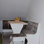 شقة 18 *