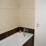 18 شقة شيوفوك