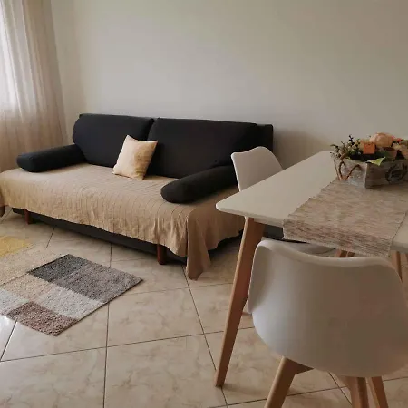 18 Apartmán